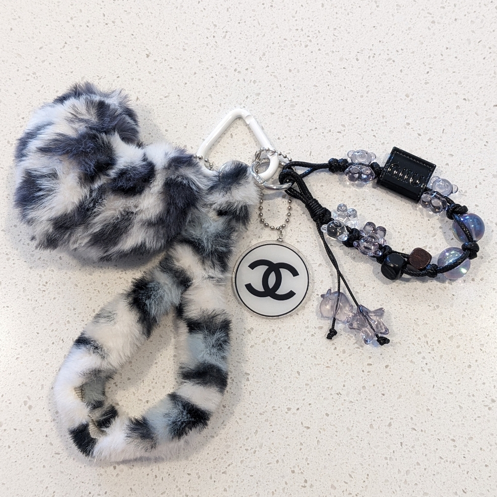 Handmade Chic Leopard Plush Heart Loop Bag Charm Keychain Black White